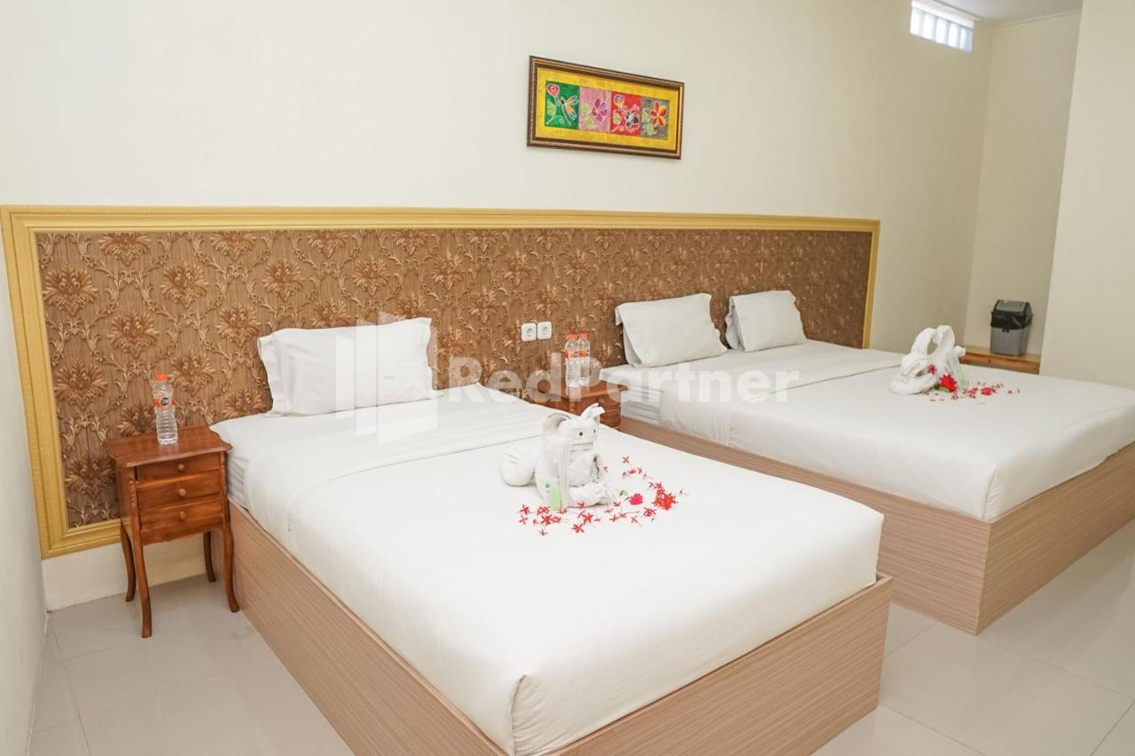 Adisa Homestay Near Saiful Anwar Маланг Екстер'єр фото